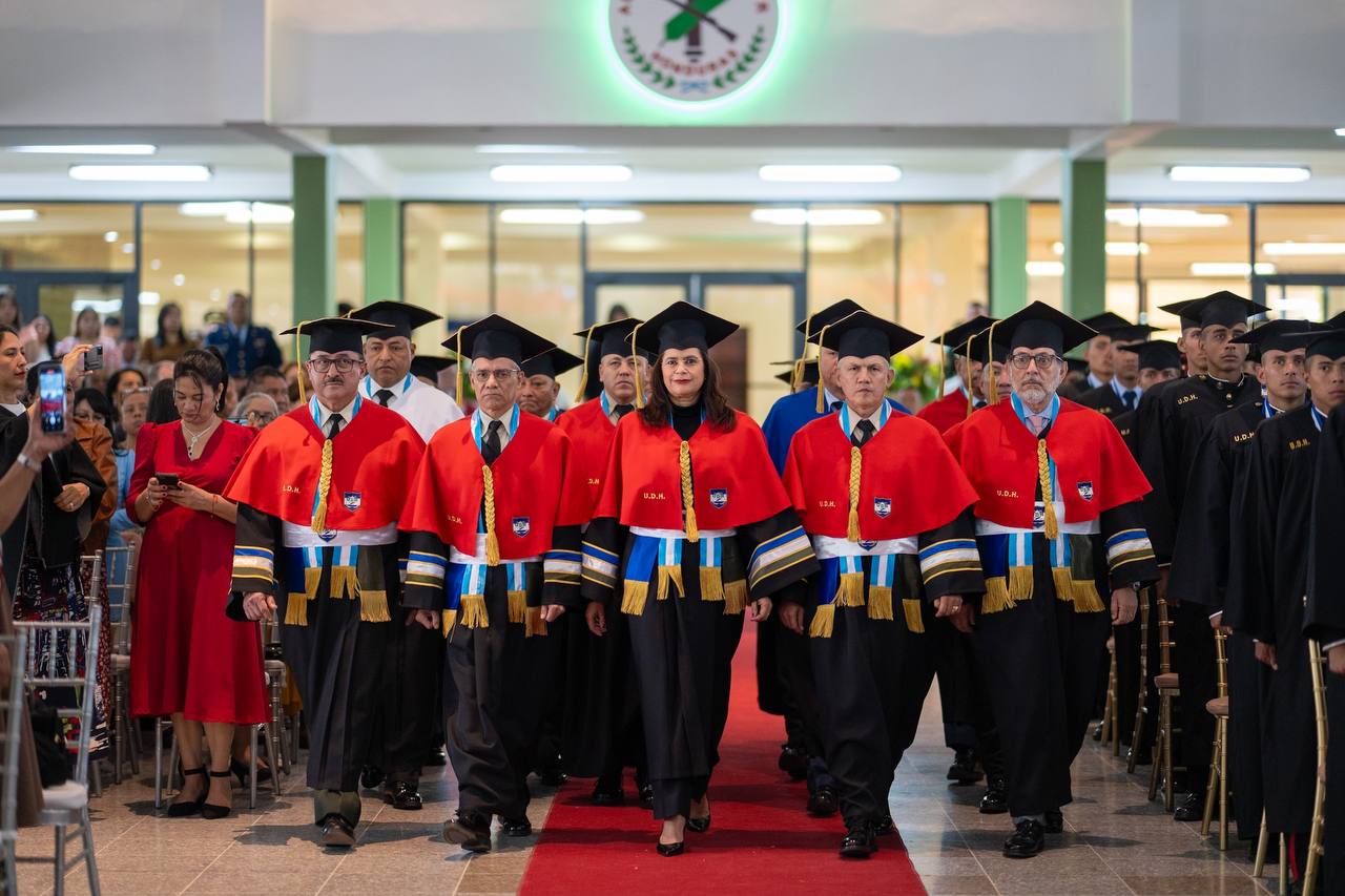 Graduaciones En La Universidad De Defensa De Honduras Secretar A De