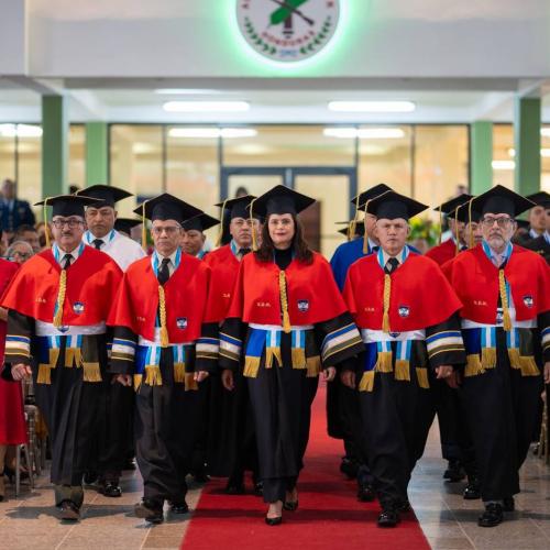 Graduaciones en la Universidad de Defensa de Honduras