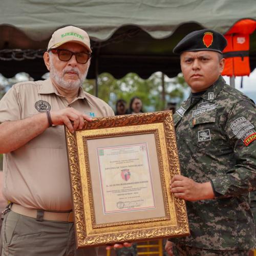Ceremonia de inauguración del Curso de Tropas Especializadas en Selvas y Operaciones Nocturnas