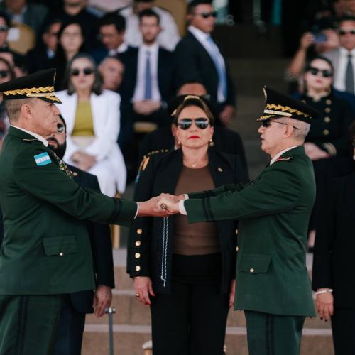 Traspaso de mando y retiro de la XXVII Promoción oficiales de las Fuerzas Armadas de Honduras